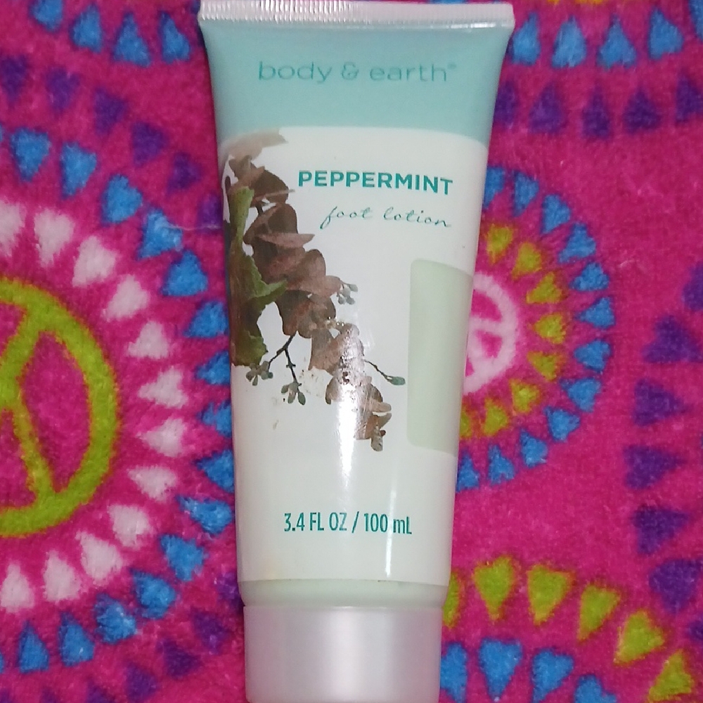 Body & Earth Peppermint Foot Lotion